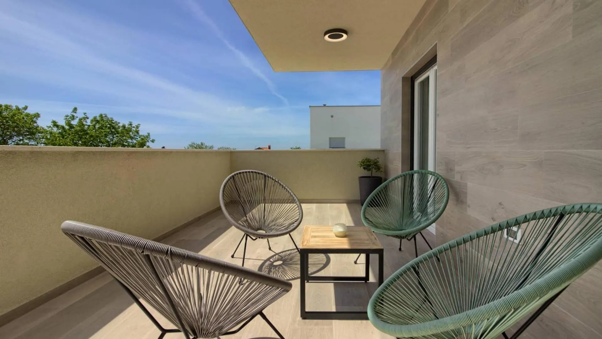 Villa Mako, Die Moderne Luxus-Villa Mit Swimmingpool Und Whirlpool In Ruhiger Vorort-Lage Von Pula